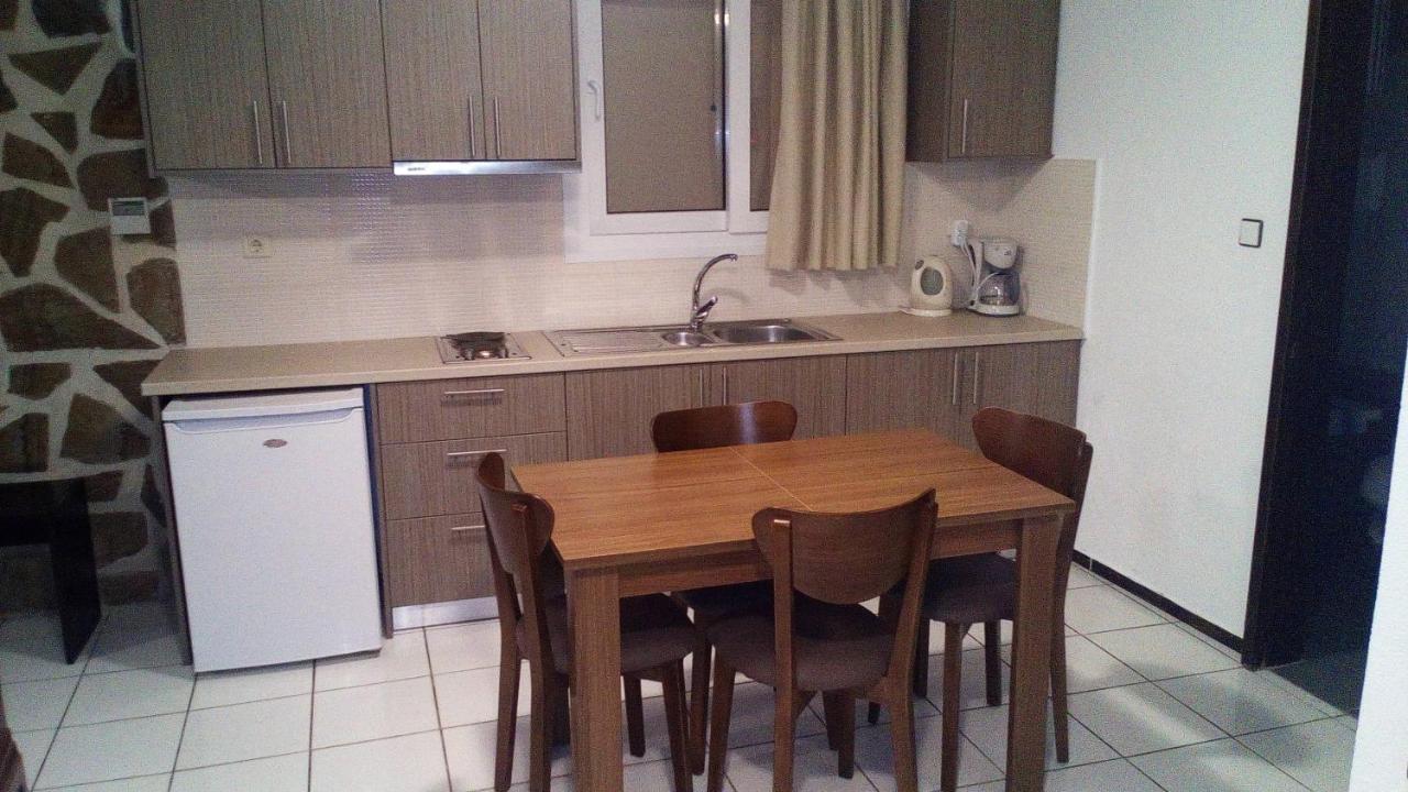 Amimaya Apartments Εμπορειός Δωμάτιο φωτογραφία